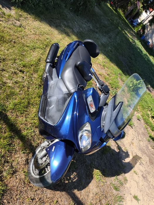 Suzuki Burgman  650 Executive