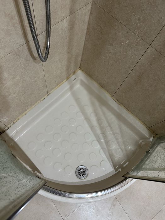 Vendo Base Chuveiro, Bidé e Torneiras