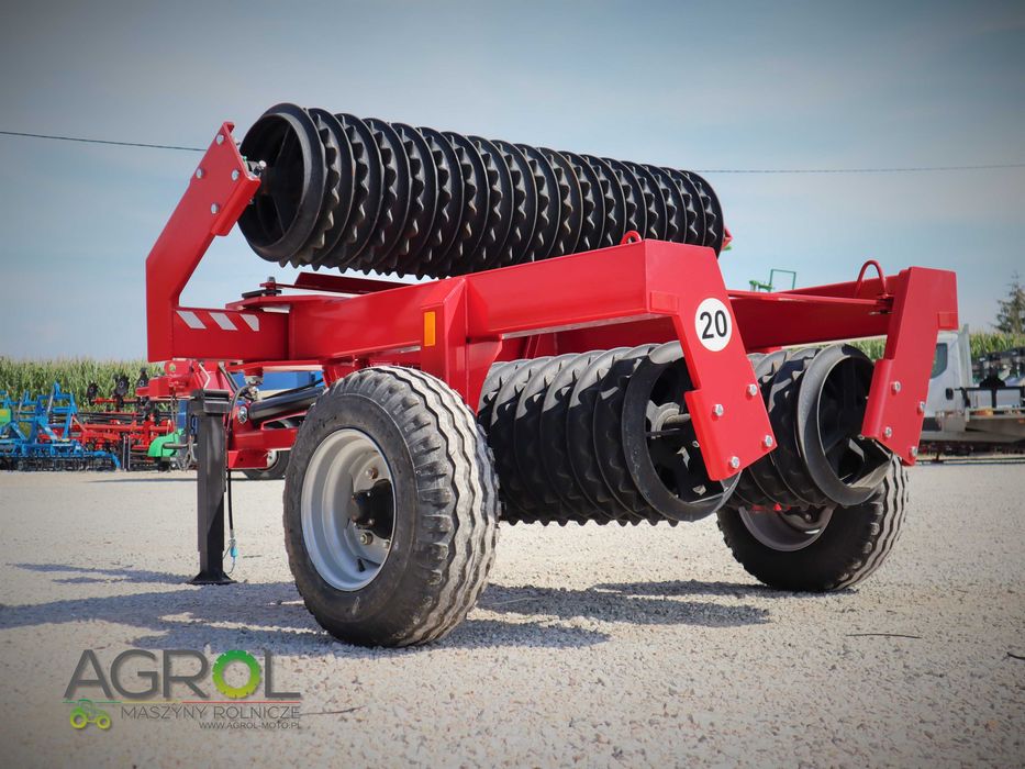 Wał posiewny Agro-Factory Gromix 4,5 m InterTech uprawowo łąkowy
