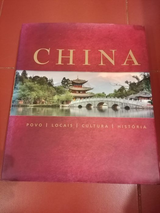 Livro enciclopédia da China
