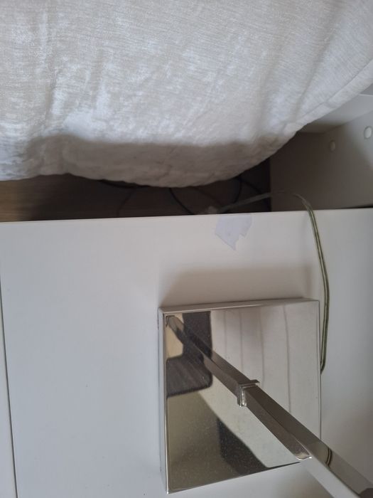 Mobília de quarto branco pérola