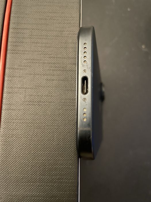 Iphone 16 em muito bom estado
