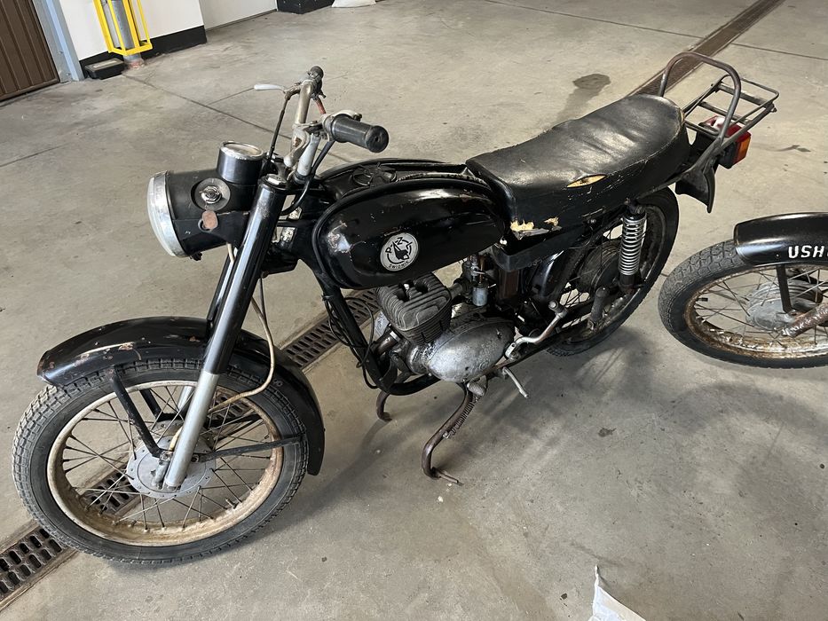 Kupię stary motocykl Wsk Wfm, części !