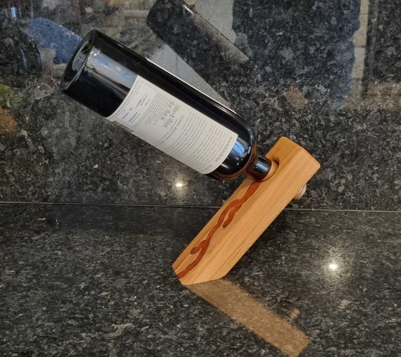 Suporte garrafas vinho inclinado