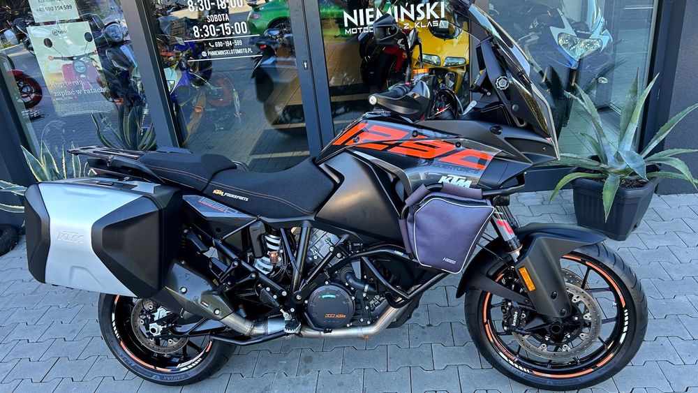 KTM