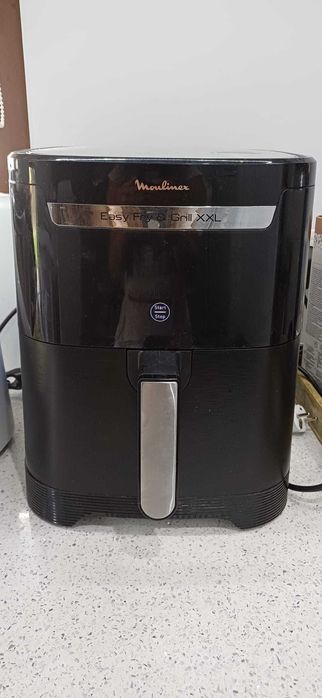 Moulinex Air Fryer&Grill 2 em 1, 6,5 l Cap 8 pessoas, 1830 W