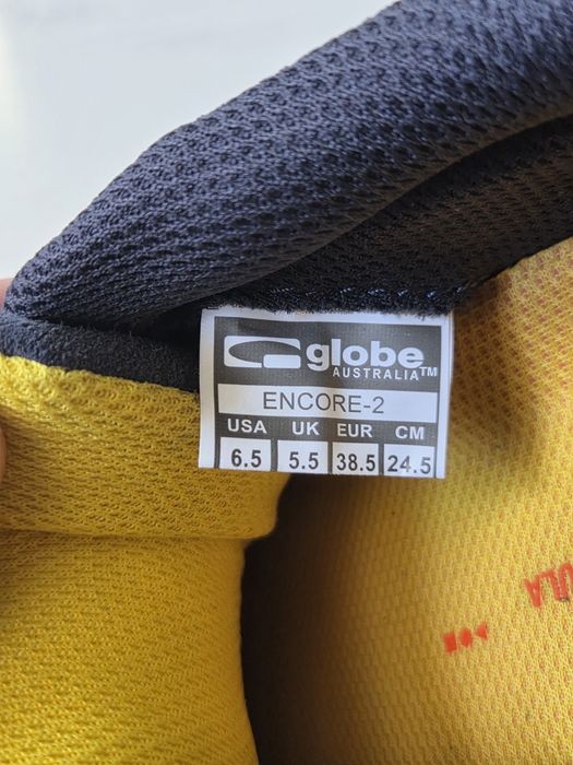 Buty GLOBE Encore-2 Navy/Pale Yellow r. 38.5 (24.5 cm) Nowe