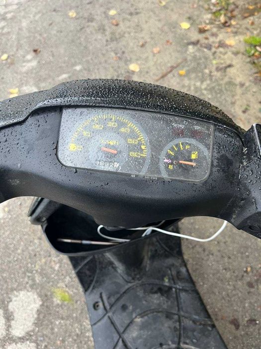 Скутер Suzuki LETS 2