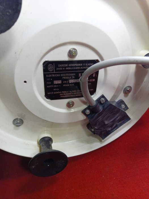 Czeska wirówka z Prl sprawna jak nowa