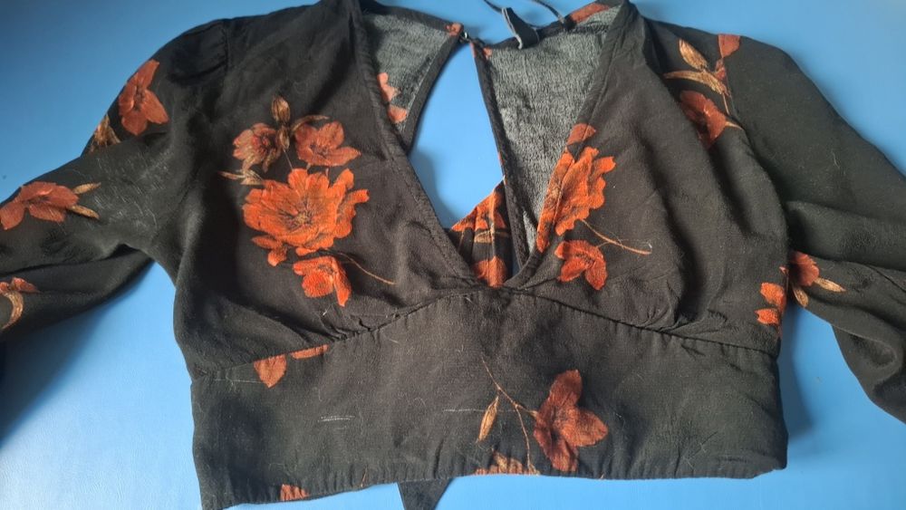 Crop top długi rękaw wiazany