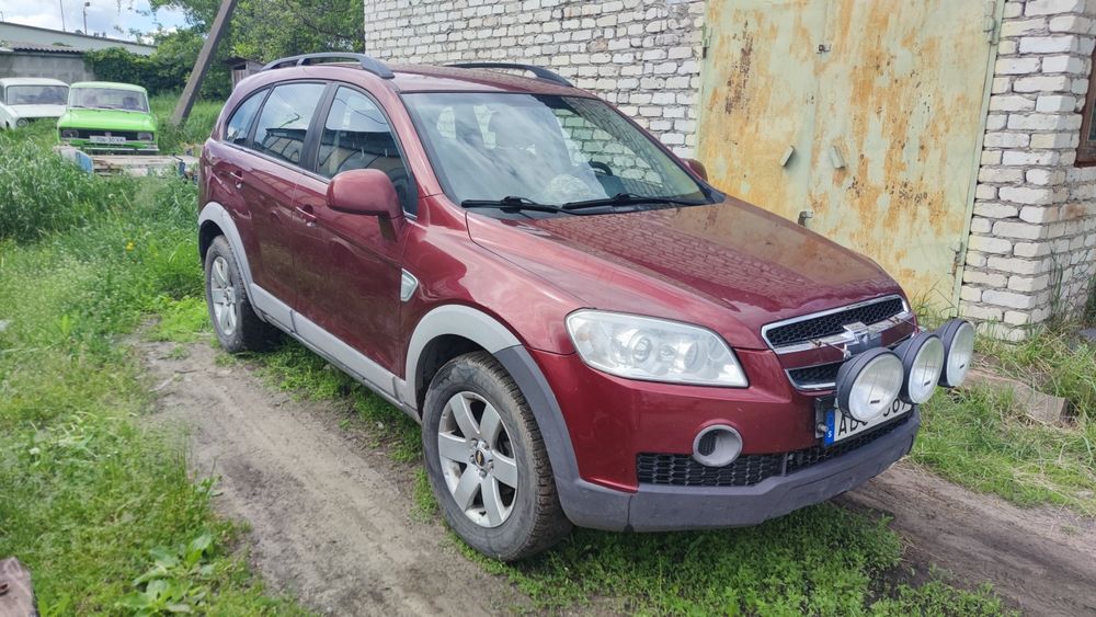 Продам Chevrolet Captiva 2.0 Ls