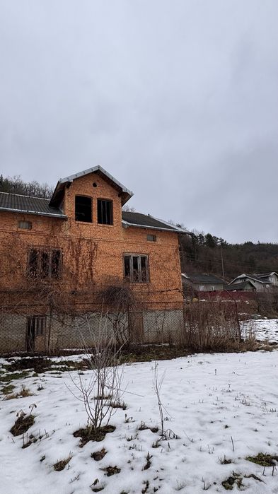 Продам будинок в селі Нижнів