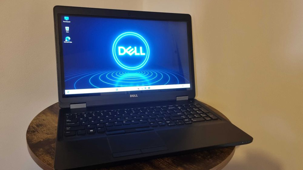 【happylife】Latitude i7 8850H SSD500GB Dell Latitude 5290 i5-8350U/8GB/256/Win10 HD - Sklep