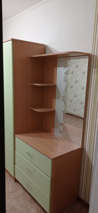 Меблі б/в для спальні,дитячої кімнати