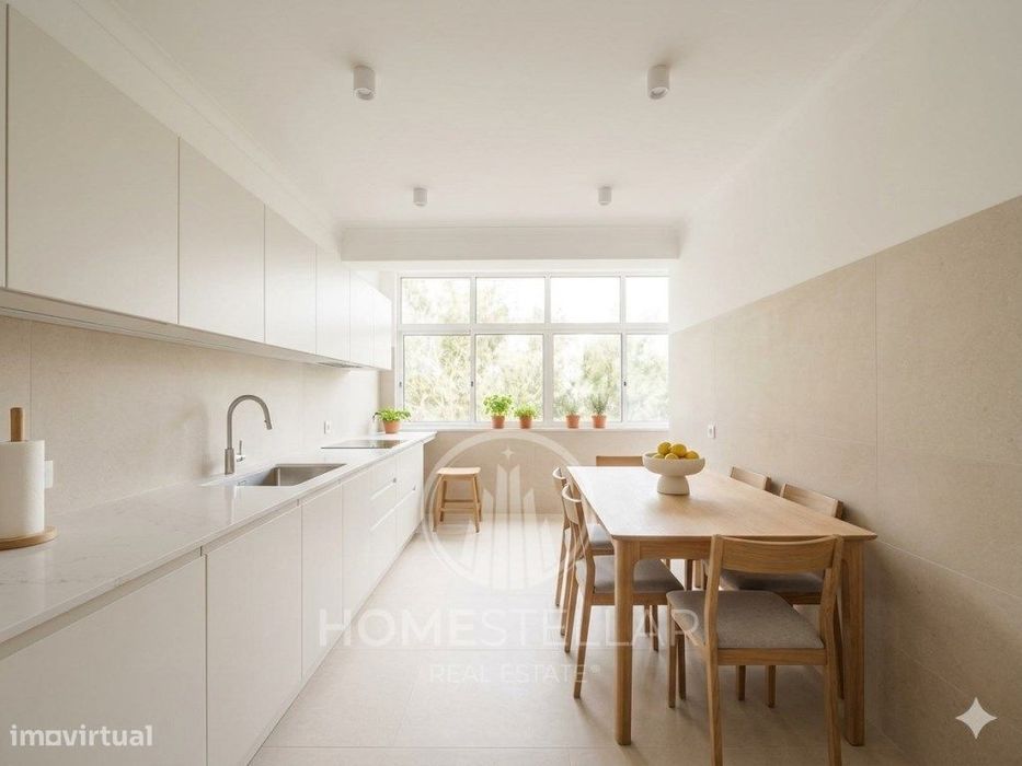 Apartamento T3 com varanda e arrecadação — Pinhal Novo, Setúbal