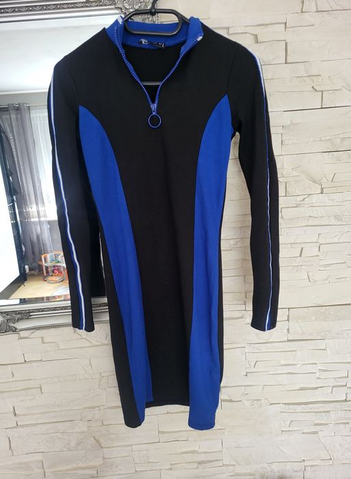 Sukienka sportowa XS