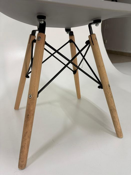 Cadeiras simples de escritório