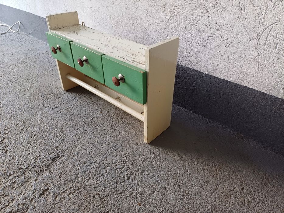 Szafka wiszaca prl zabytkowa