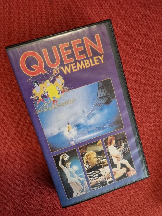 Kasety VHS zespołu quinn koncert na Wembley i nie tylko