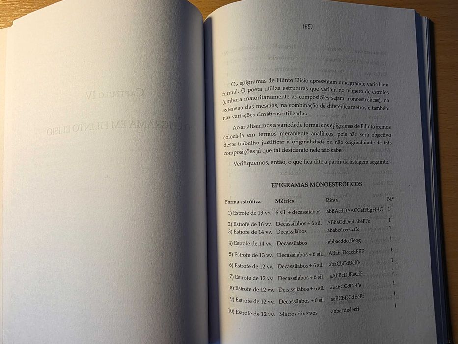 Livro "Poesia Epigramática de Filinto Elísio"