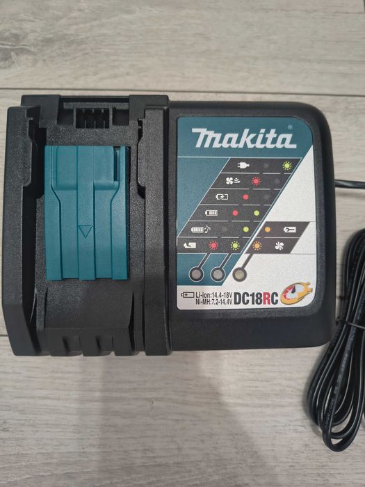 Makita Ładowarka DC18RC LXT . NOWA !