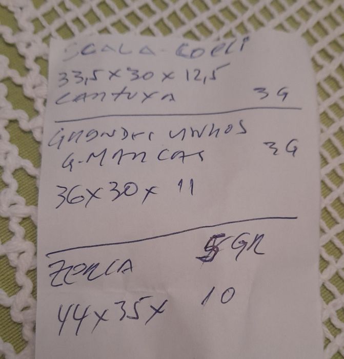 Caixa para vinho e utilitária