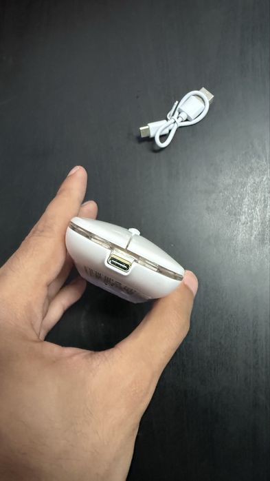 Rato branco com LEDS