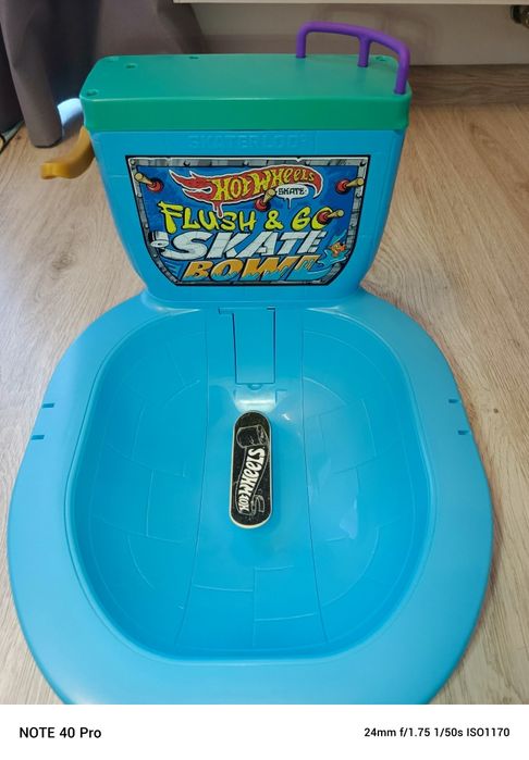 HOT WHEELS SKATE Zestaw tor odjazdowa muszla