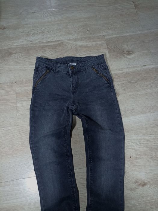 Spodnie dla chłopca rozmiar 152