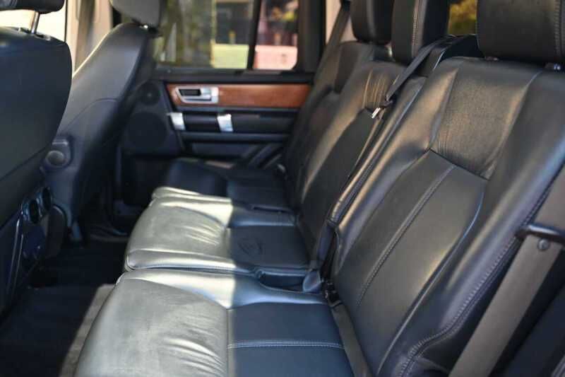 2016 Land Rover LR4 HSE LUX