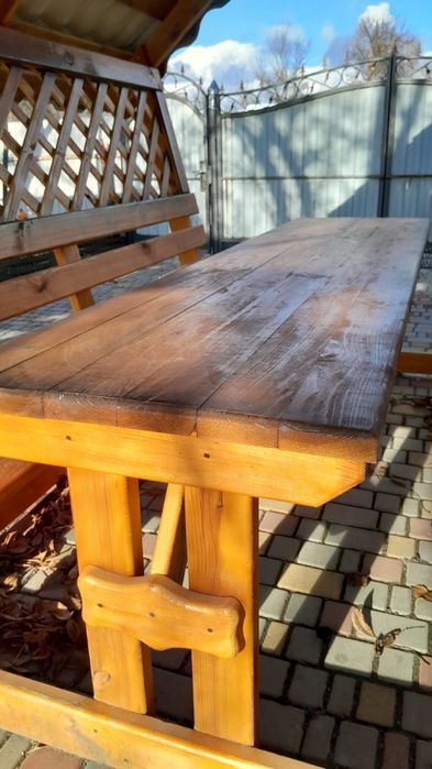 альтанка з дерева