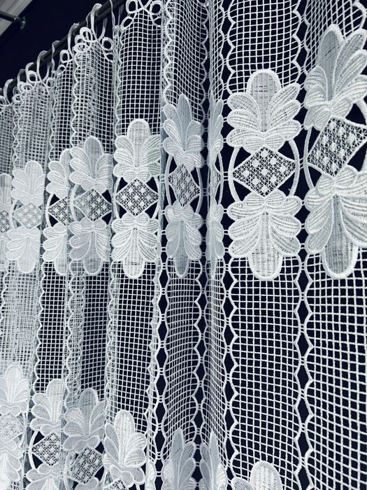 Gipiura na 1,6 na wąskę okno