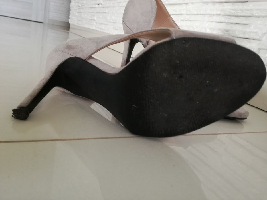 Szpilki szare zamsz rozm 35