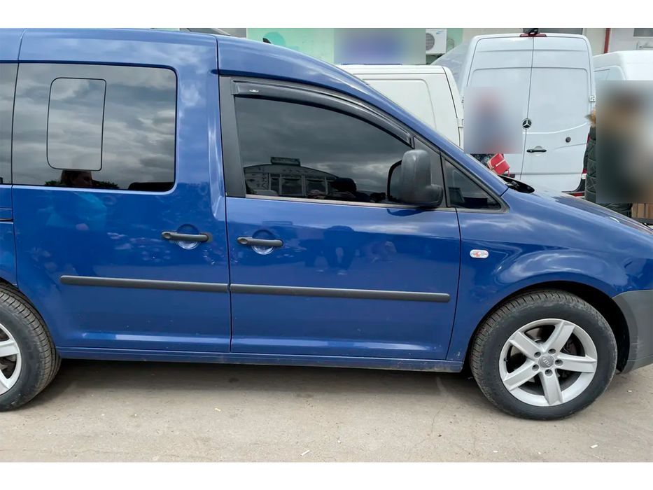 Volkswagen Caddy 2004-2010 рр. Вітровики (2 шт, HIC)