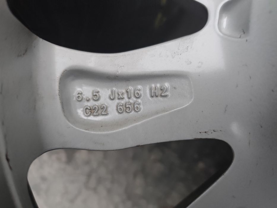 Toyota Nissan Hyundai alufelgi kola zimowe 5*114.3 16" opony 205 55. 1