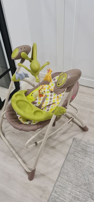 Дитяче крісло-гойдалка Carello Nanny