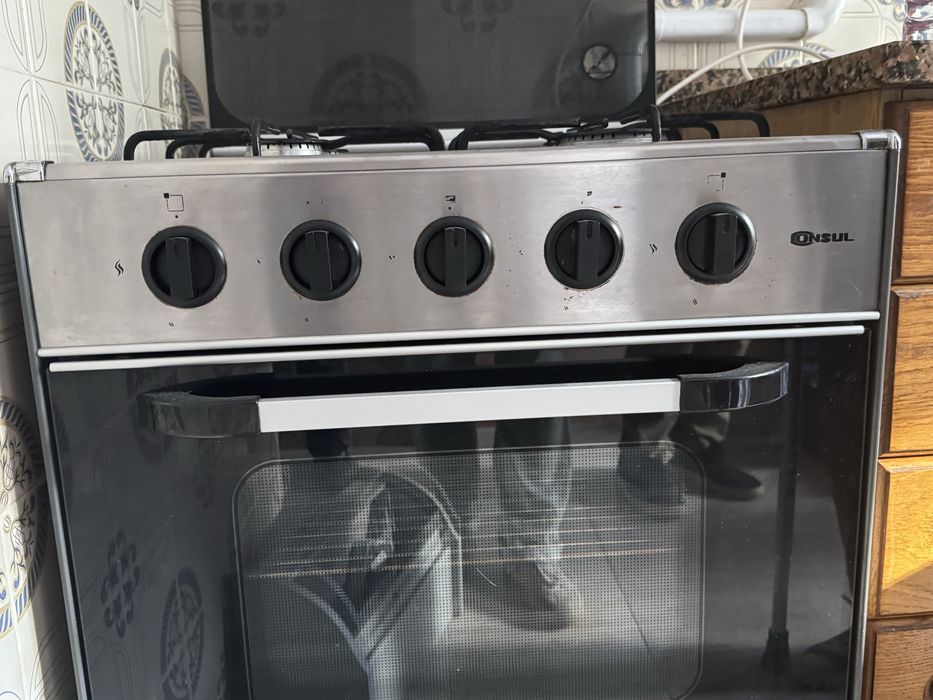 Vendo Forno e fogão