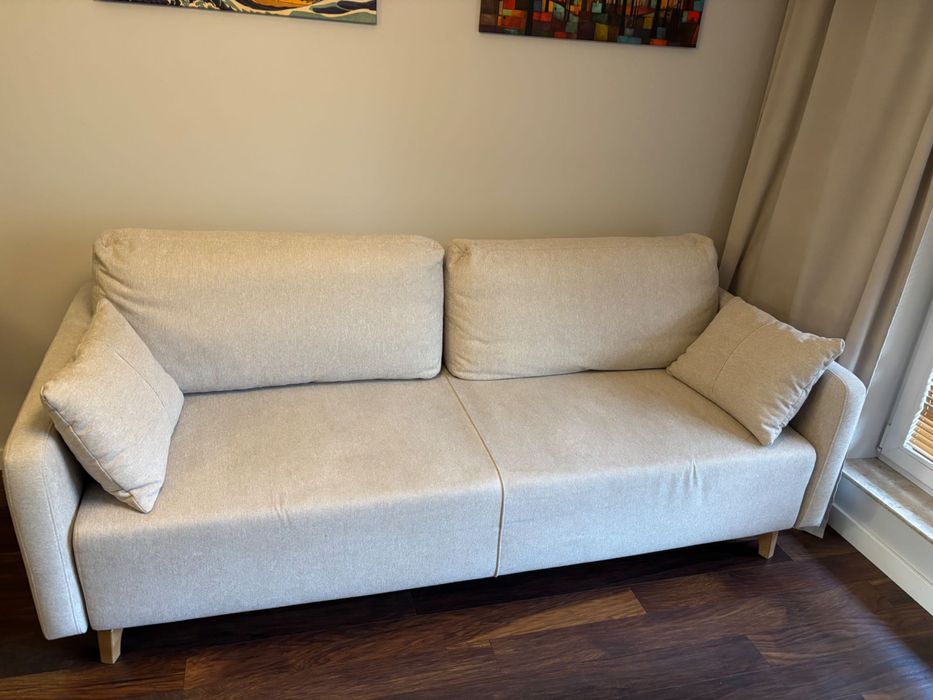 Używana rozkładana sofa Adelso beżowa