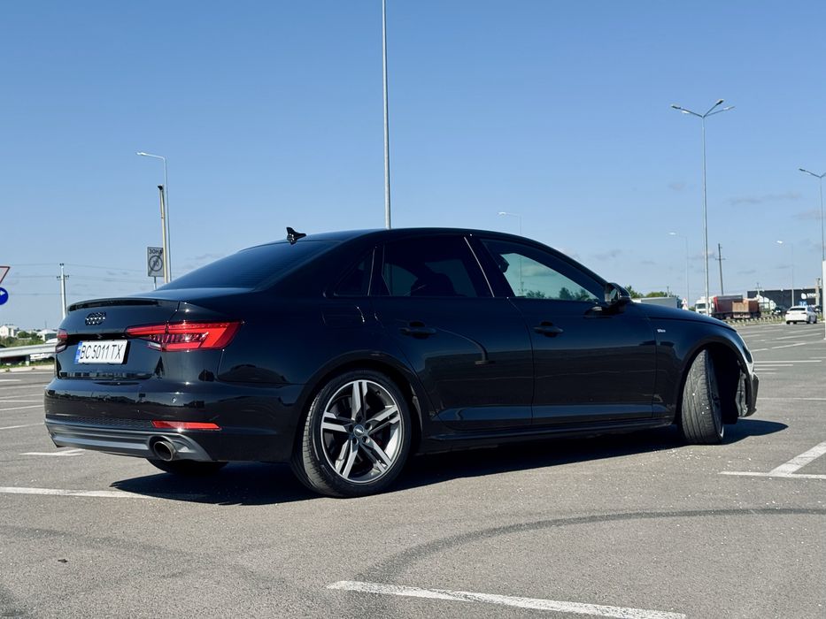 Продам машину Audi A4 2016