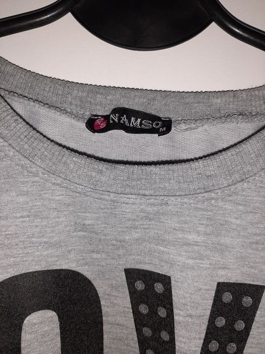 Szara bluza   .     .