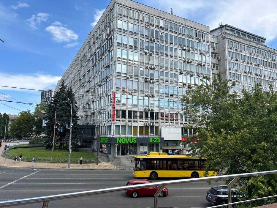 Продаж Торгівельна площа В. Липківського, готовий бізнес орендар NOVUS