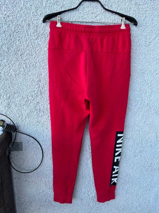 Спортивні штани Nike Air Max