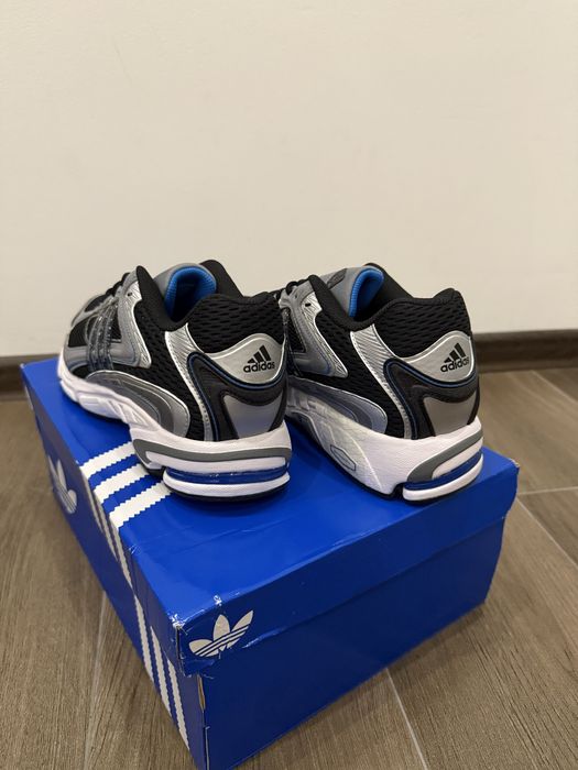 Оригінальні - Adidas Originals Response Cl |ID0666