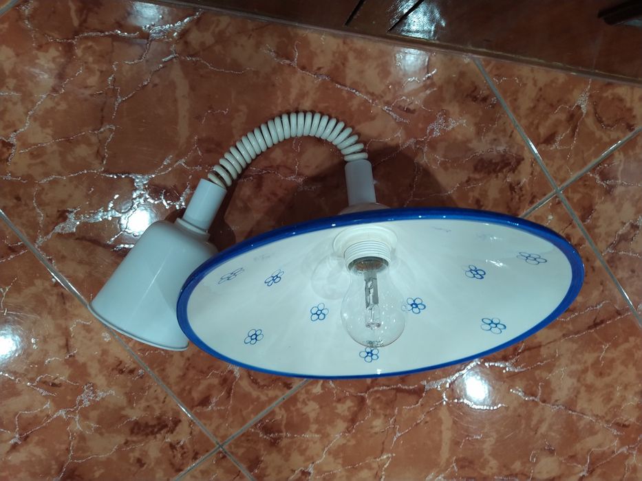 Candeeiro de teto em loiça vintage casa cozinha apartamento vivenda.