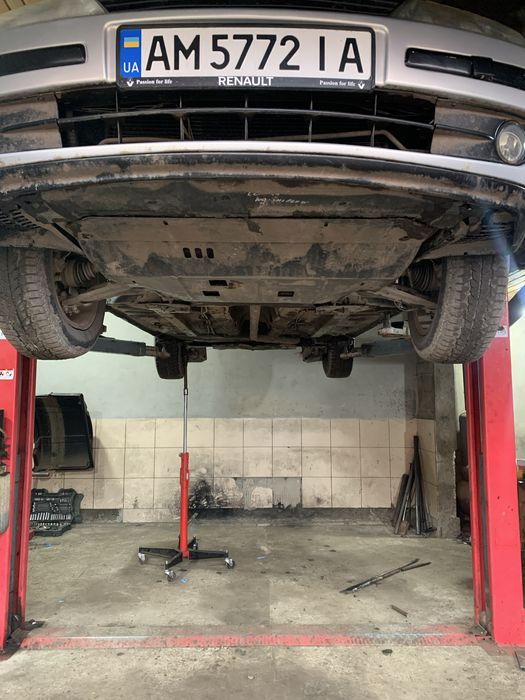 Рено лагуна 1,9 дизель 2002 р.