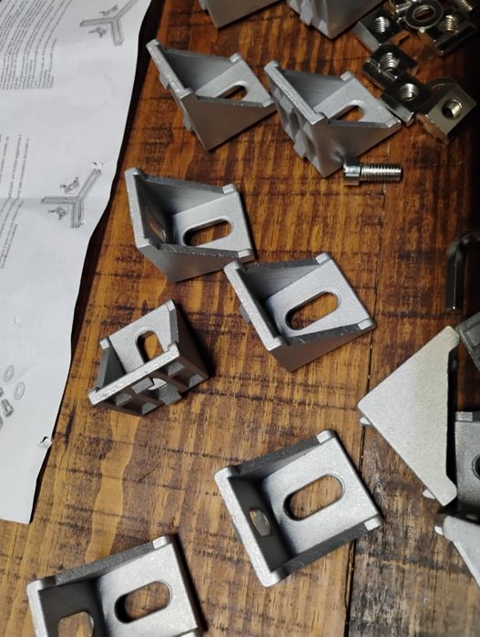 Caixilharia, suportes de canto de perfil de alumínio