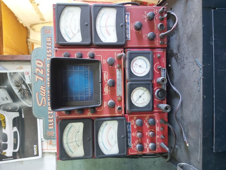 Máquina eletrónica de teste automóveis