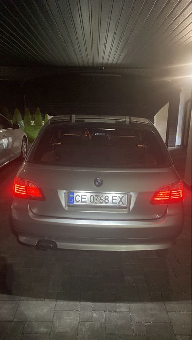 BMW 5 Series 2009 E61 (FL) • 525d Automatic (197 к.c)