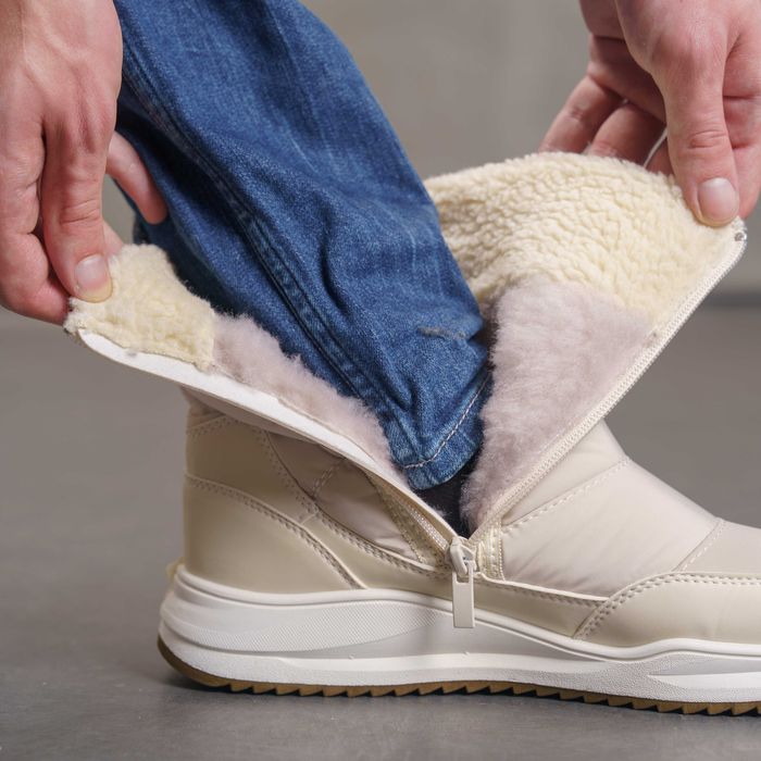 Дутики жіночі не промокаючі