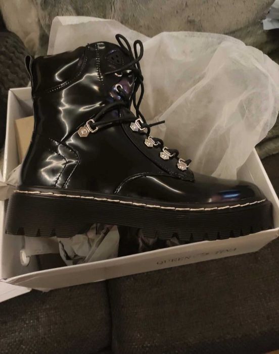 Czarne lakierowane botki 37 workery